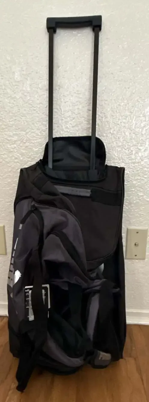 Puma Wheeled Duffel Bag Black Gray